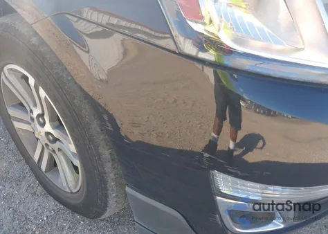 2015 Chevrolet Traverse 2Lt z USA, uszkodzony, nr VIN 1GNKRHKD2FJ242506